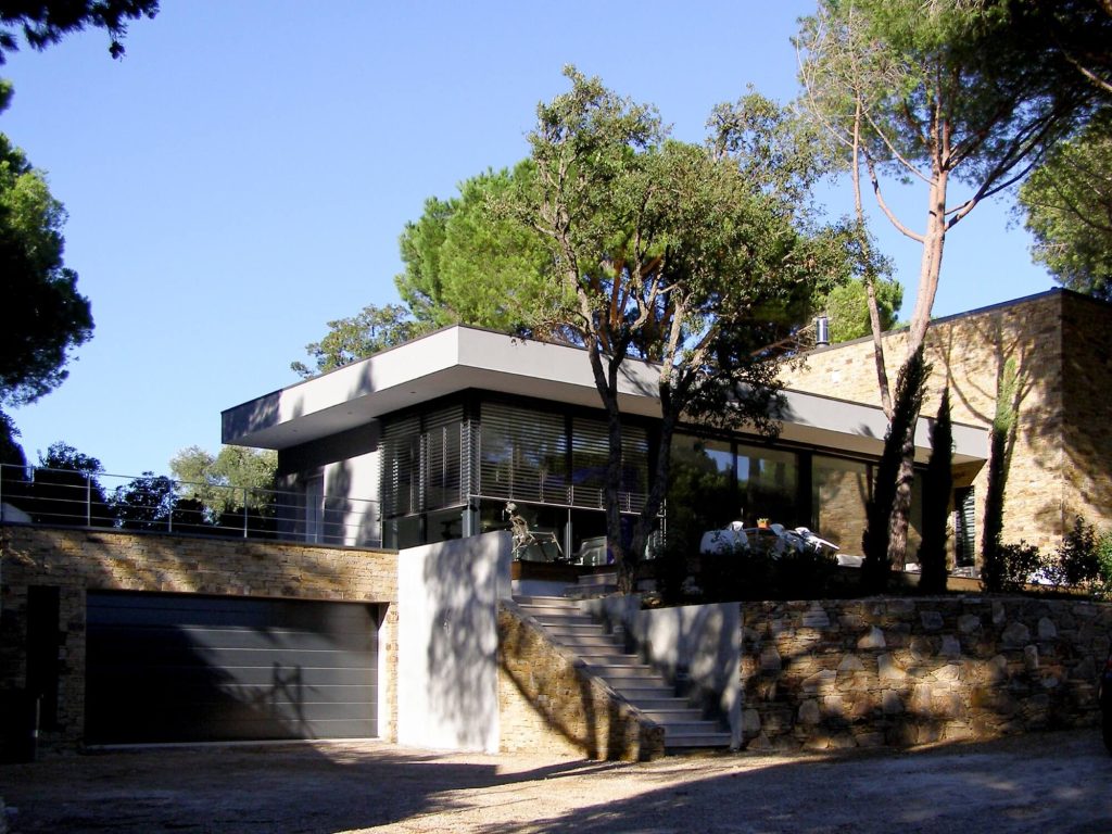 Construction et décoration d’une maison neuve – Sainte Maxime – 2008